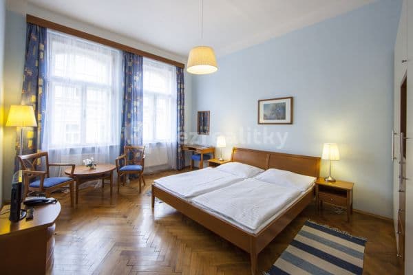 1 bedroom flat to rent, 45 m², Jana Masaryka, Praha