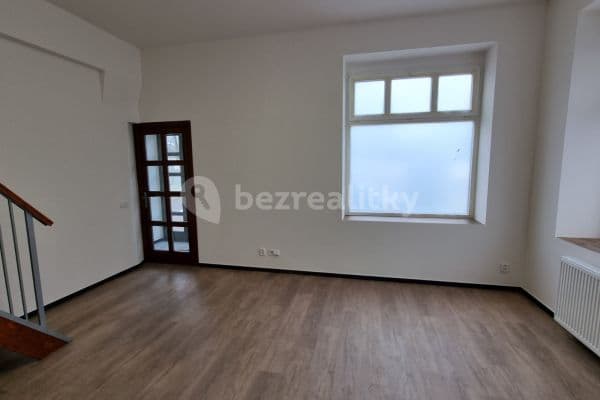 4 bedroom flat for sale, 165 m², Za Vokovickou vozovnou, Praha