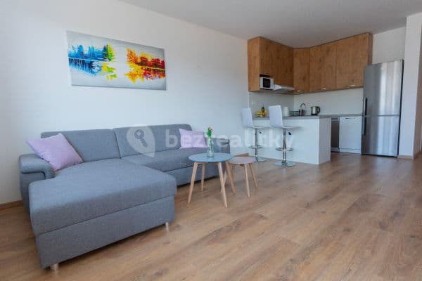 2 bedroom flat to rent, 55 m², Malokrasňanská, Rača, Bratislavský Region
