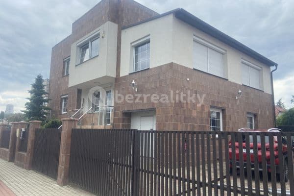 house for sale, 364 m², U pily, 