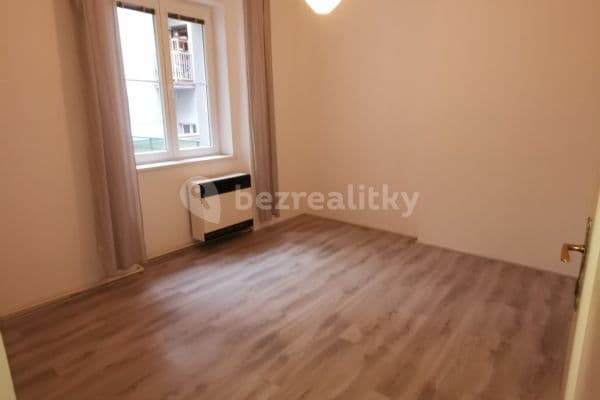 1 bedroom with open-plan kitchen flat to rent, 36 m², Soběslavská, Praha