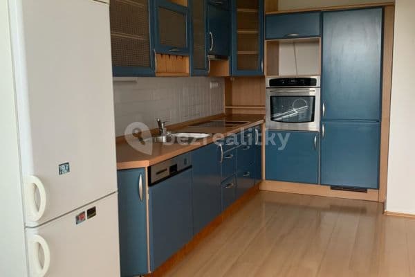 4 bedroom flat to rent, 91 m², Slunečná, Brno
