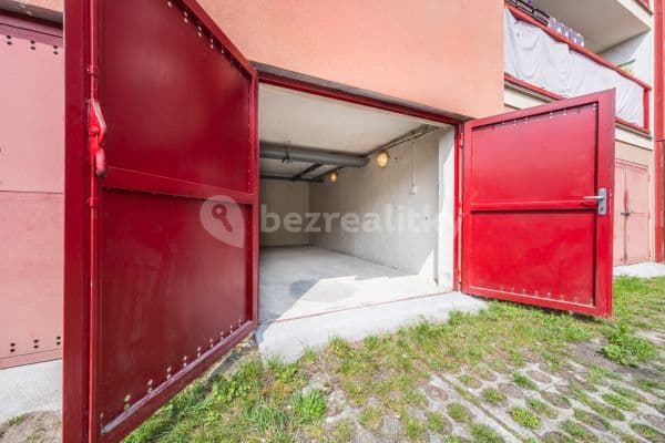 garage for sale, 18 m², 