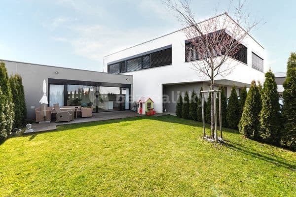 house for sale, 157 m², U Golfu, 