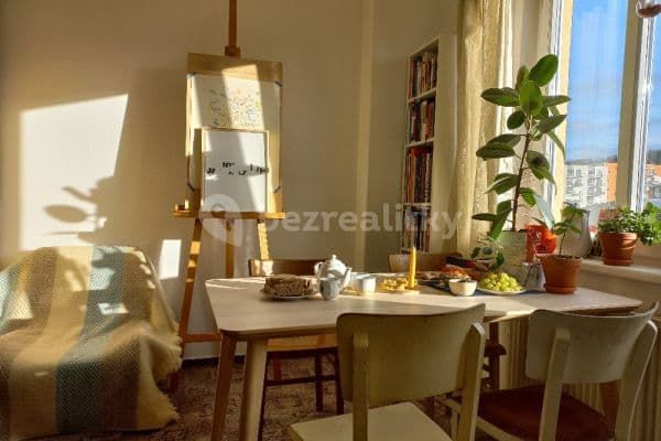 Studio flat for sale, 30 m², Přípotoční, Hlavní město Praha