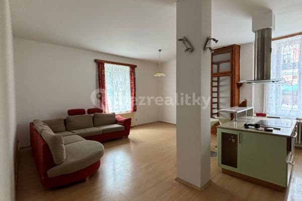 3 bedroom with open-plan kitchen flat to rent, 101 m², nám. Svornosti, Svoboda nad Úpou