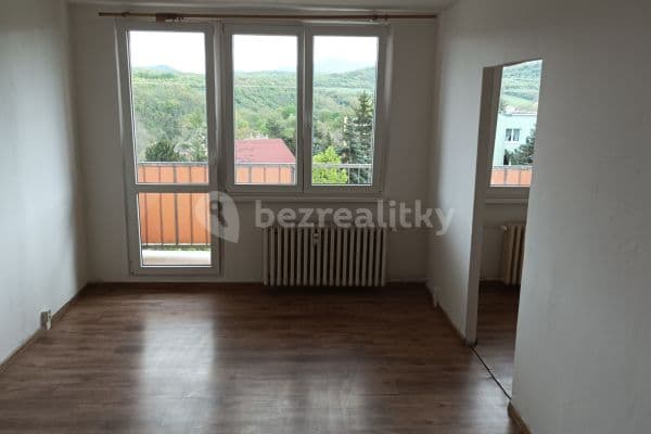 1 bedroom with open-plan kitchen flat to rent, 49 m², Fügnerova, Bílina, Ústecký Region