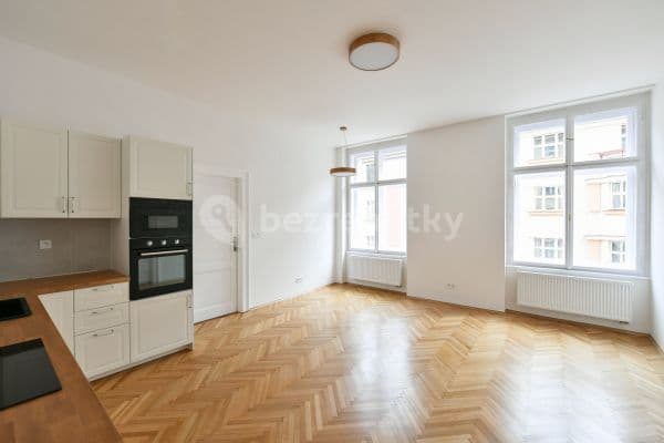 2 bedroom with open-plan kitchen flat to rent, 86 m², Wuchterlova, Praha