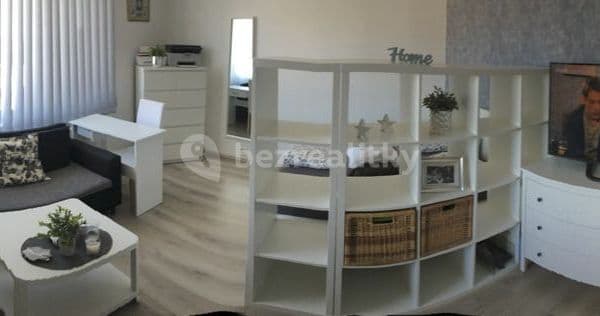1 bedroom flat to rent, 38 m², 5. května, Rožnov pod Radhoštěm