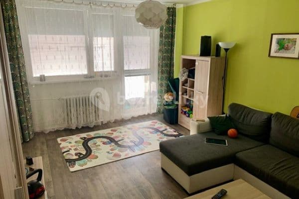 3 bedroom flat to rent, 79 m², Španielova, Hlavní město Praha