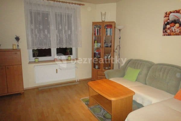 1 bedroom with open-plan kitchen flat to rent, 51 m², Družstevní, Pardubice