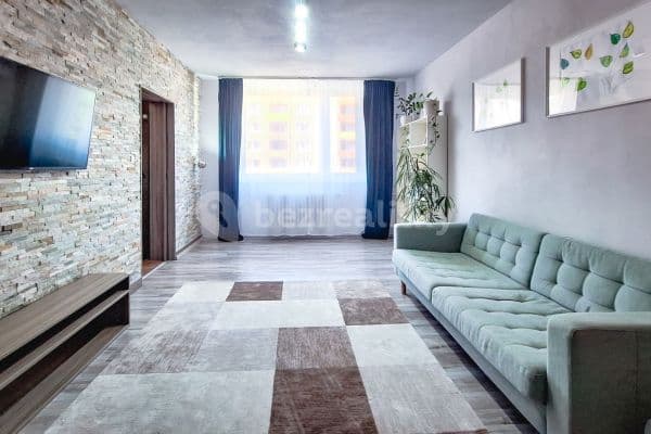 3 bedroom flat to rent, 76 m², Neumannova, Adamov