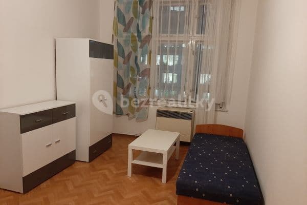 2 bedroom flat to rent, 52 m², Pobřežní, Hlavní město Praha