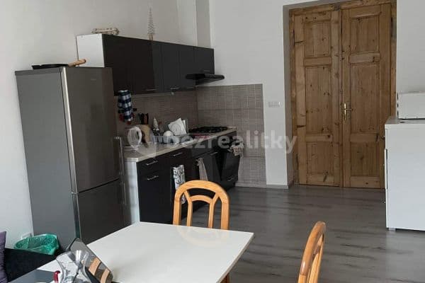 2 bedroom with open-plan kitchen flat to rent, 76 m², Vrchlického, Plzeň