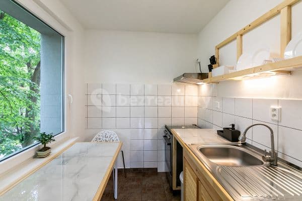 3 bedroom flat for sale, 75 m², Údolní, 
