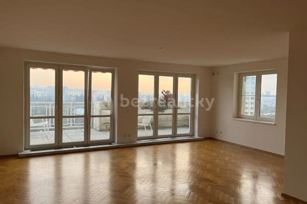3 bedroom flat to rent, 105 m², K Chaloupkám, Hlavní město Praha