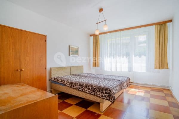 3 bedroom flat for sale, 76 m², Slezská, 