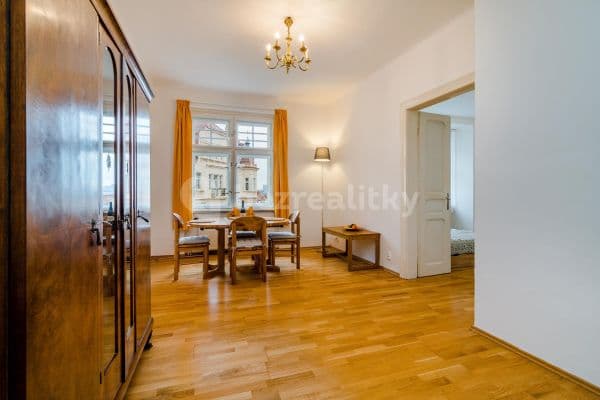 2 bedroom flat to rent, 60 m², Bulharská, Praha