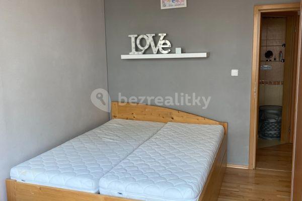 2 bedroom with open-plan kitchen flat to rent, 73 m², Fingerova, Hlavní město Praha
