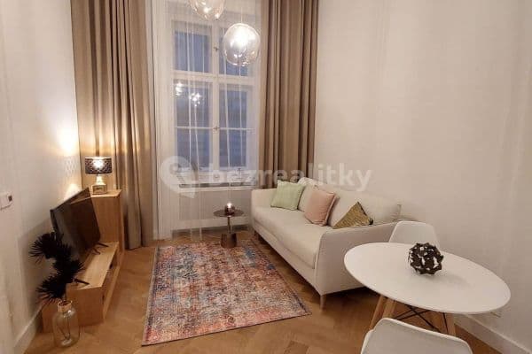 flat to rent, 40 m², Dlážděná, Praha