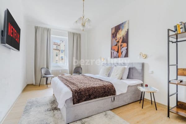 flat to rent, 100 m², Londýnská, Praha
