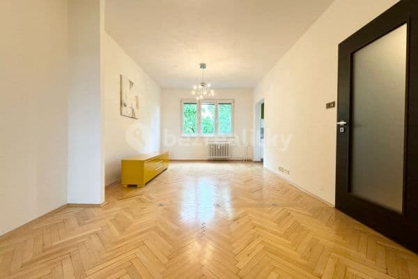 2 bedroom flat to rent, 56 m², Přistoupimská, Praha