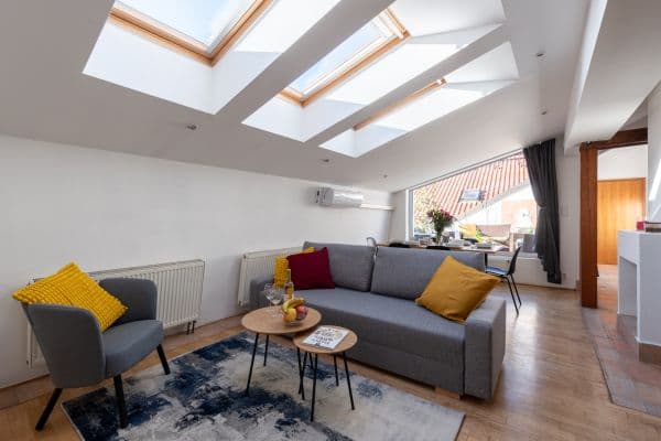 flat to rent, 70 m², Řeznická, Praha