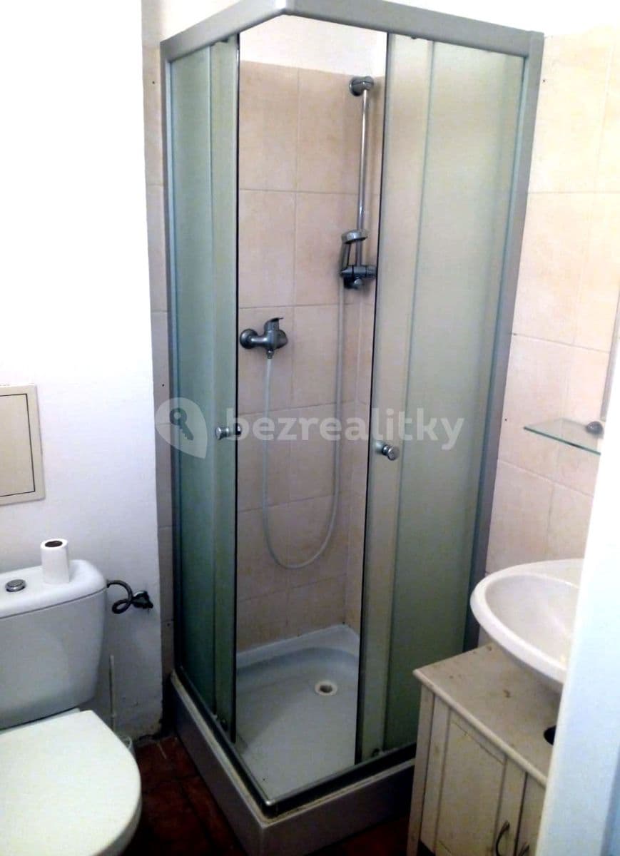 Studio flat to rent, 36 m², Stallichova, Prague, Prague Studio flat to rent, 36 m², Stallichova, Prague, Prague