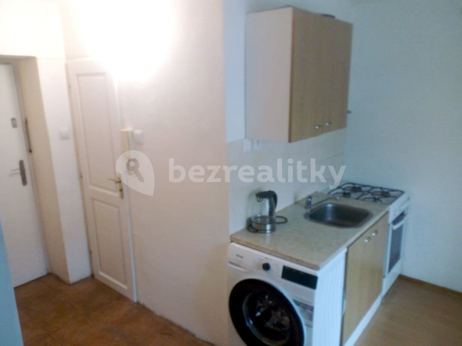 Studio flat to rent, 36 m², Stallichova, Prague, Prague Studio flat to rent, 36 m², Stallichova, Prague, Prague