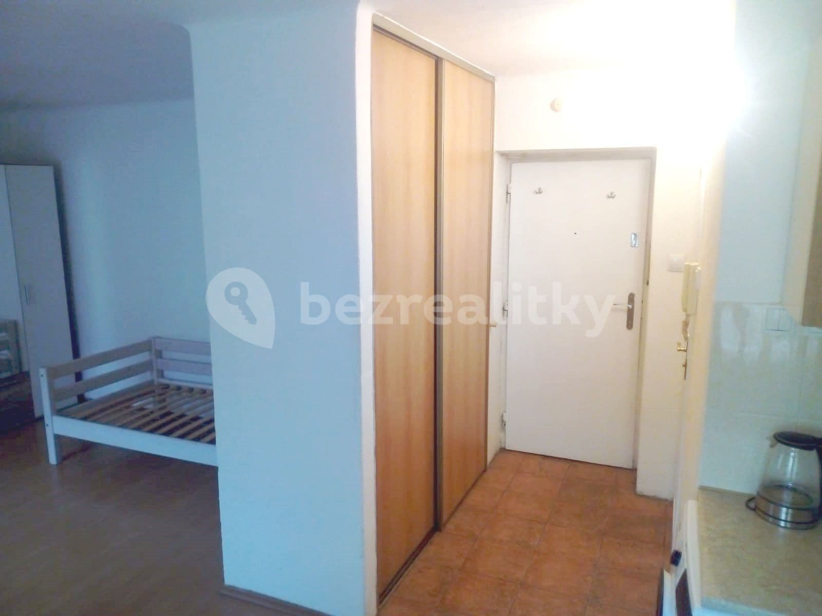 Studio flat to rent, 36 m², Stallichova, Prague, Prague Studio flat to rent, 36 m², Stallichova, Prague, Prague