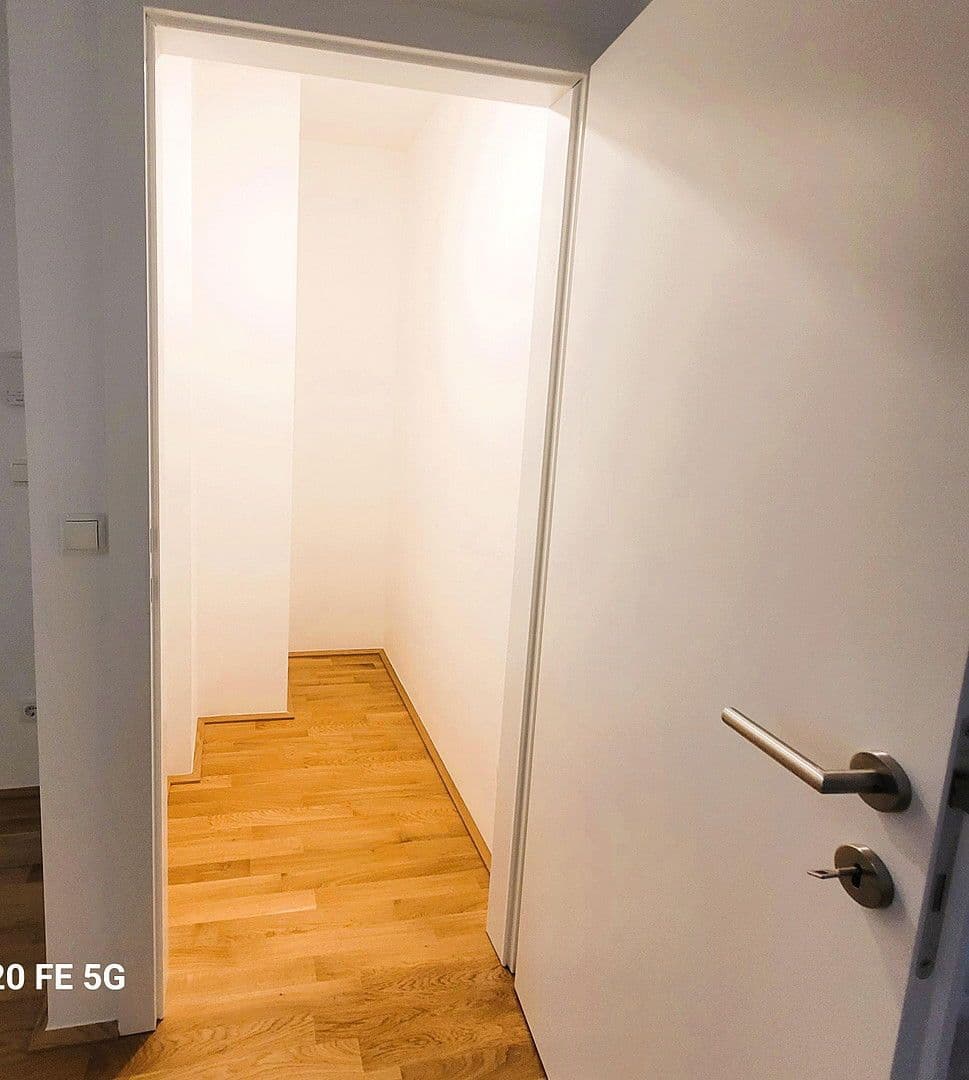 1 bedroom with open-plan kitchen flat to rent, 46 m², Brigittagasse 15, Wien, Vienna 1 bedroom with open-plan kitchen flat to rent, 46 m², Brigittagasse 15, Wien, Vienna