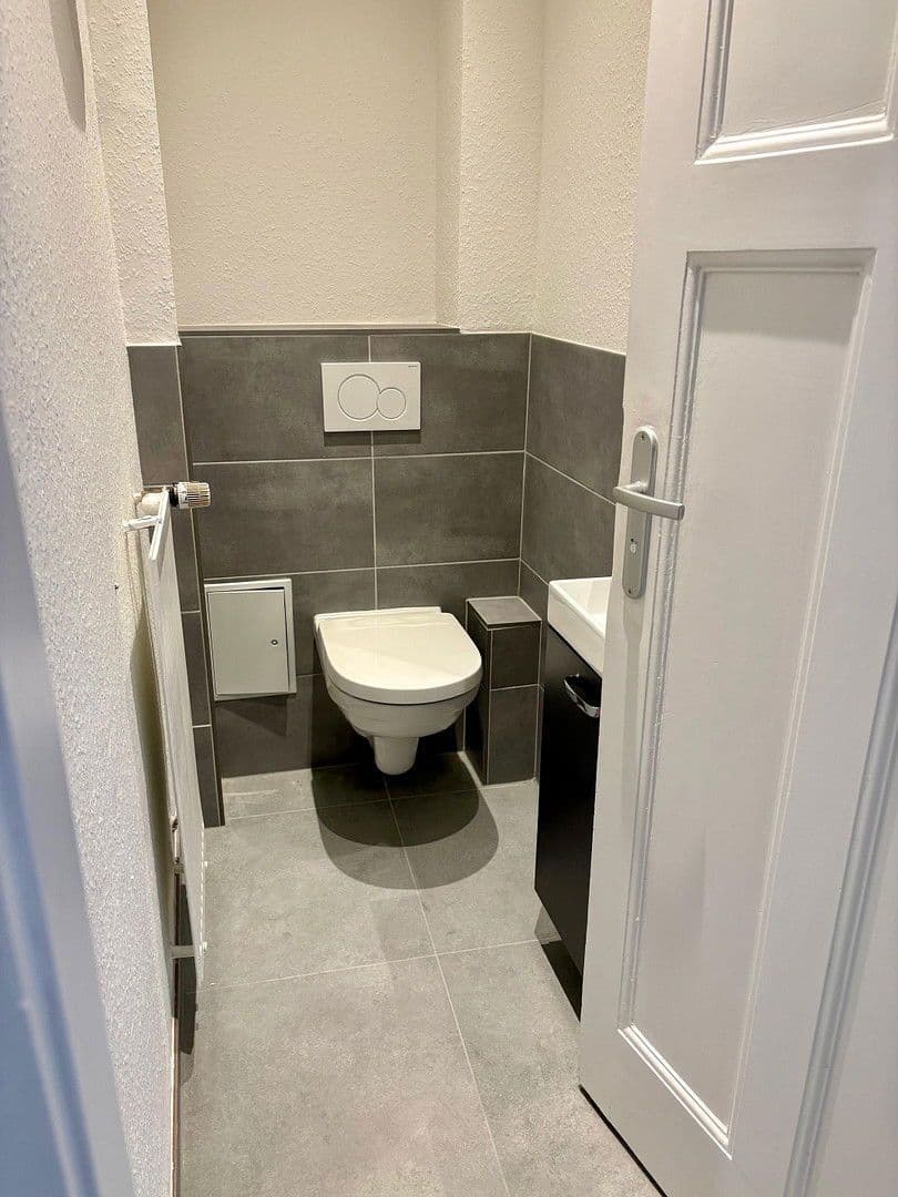 2 bedroom with open-plan kitchen flat to rent, 112 m², Kleiststr. 21, Wiesbaden, Hesse 2 bedroom with open-plan kitchen flat to rent, 112 m², Kleiststr. 21, Wiesbaden, Hesse