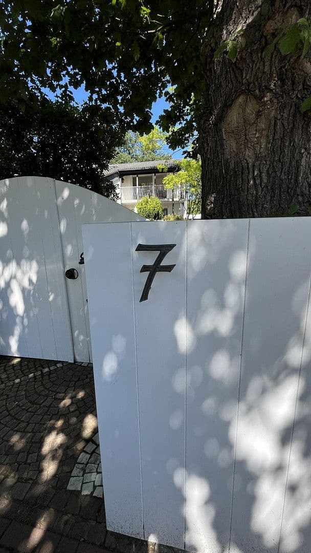 house to rent, 240 m², Bad Homburg vor der Höhe, Hesse house to rent, 240 m², Bad Homburg vor der Höhe, Hesse