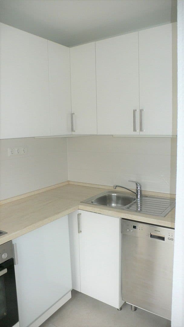 1 bedroom with open-plan kitchen flat to rent, 56 m², Mönchengladbach, North Rhine-Westphalia 1 bedroom with open-plan kitchen flat to rent, 56 m², Mönchengladbach, North Rhine-Westphalia