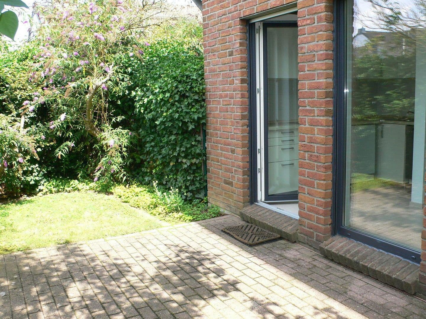 1 bedroom with open-plan kitchen flat to rent, 56 m², Mönchengladbach, North Rhine-Westphalia 1 bedroom with open-plan kitchen flat to rent, 56 m², Mönchengladbach, North Rhine-Westphalia