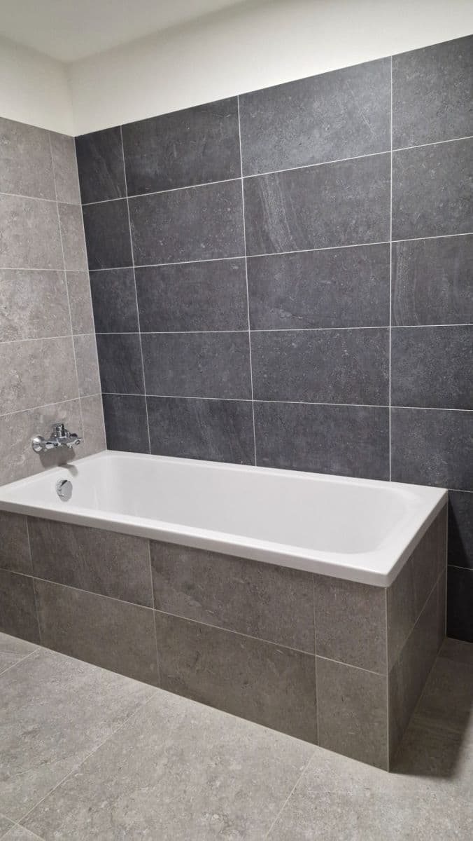 1 bedroom with open-plan kitchen flat to rent, 60 m², Chvalovka, Brno, Jihomoravský Region 1 bedroom with open-plan kitchen flat to rent, 60 m², Chvalovka, Brno, Jihomoravský Region