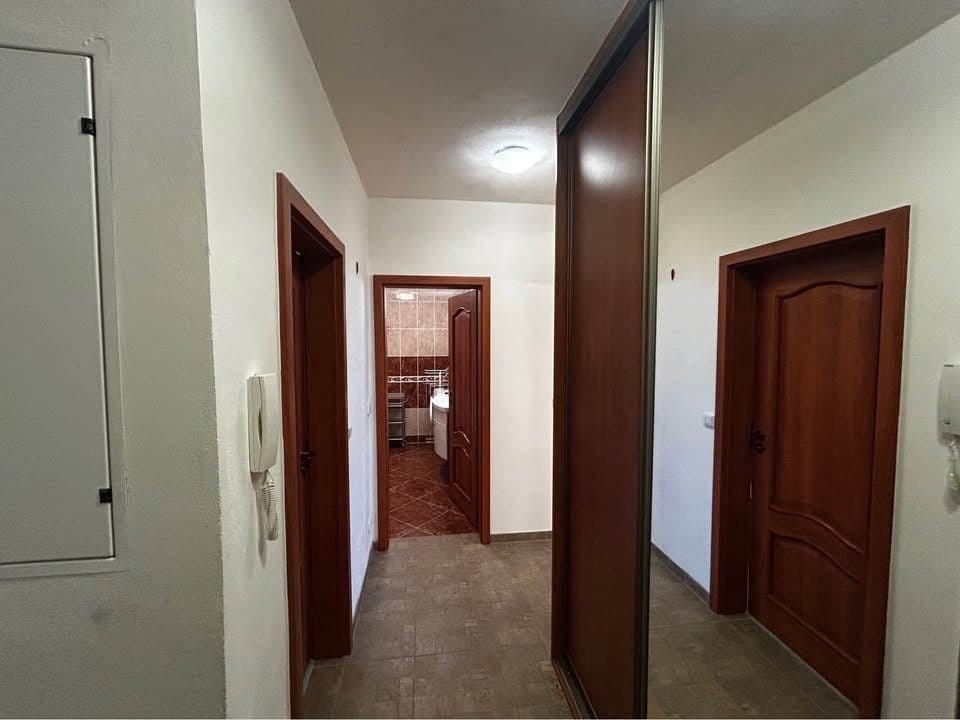 2 bedroom with open-plan kitchen flat to rent, 82 m², Na Žertvách, Prague, Prague 2 bedroom with open-plan kitchen flat to rent, 82 m², Na Žertvách, Prague, Prague