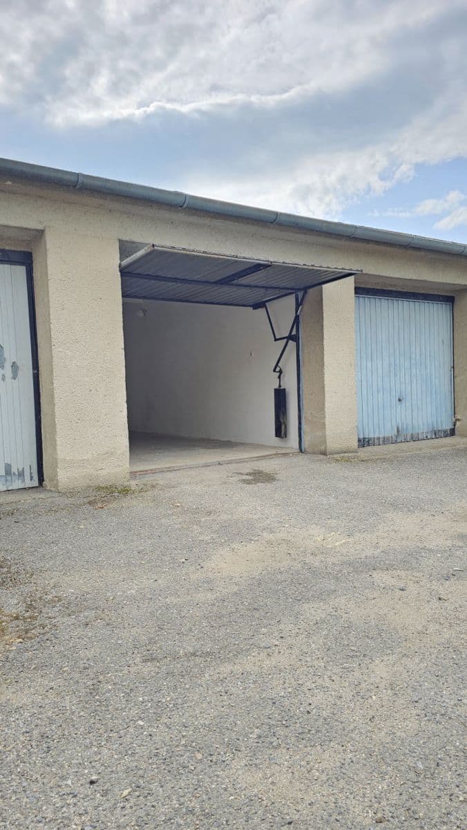 garage for sale, 15 m², Renčova, Brno, Jihomoravský Region garage for sale, 15 m², Renčova, Brno, Jihomoravský Region