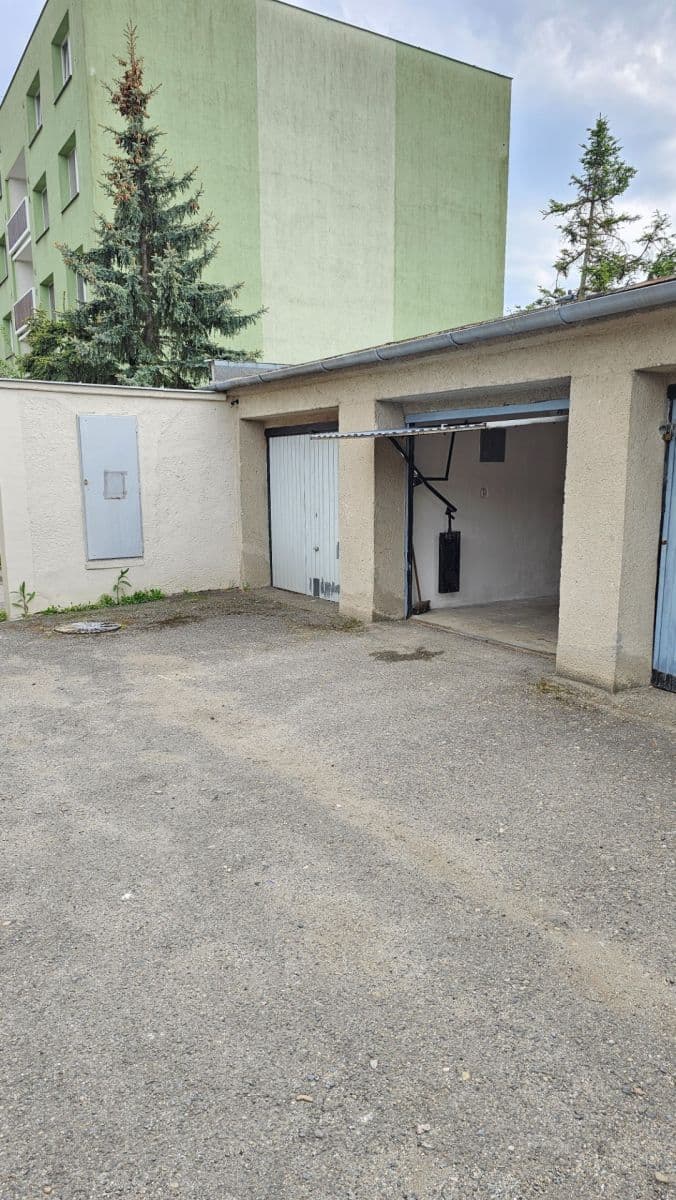 garage for sale, 15 m², Renčova, Brno, Jihomoravský Region garage for sale, 15 m², Renčova, Brno, Jihomoravský Region