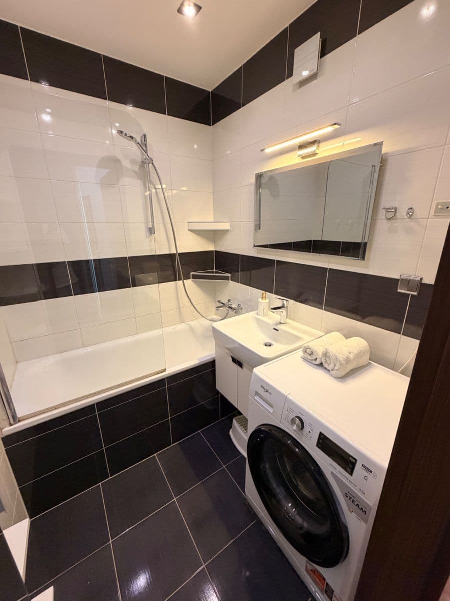 3 bedroom flat to rent, 77 m², Holíčska, Petržalka, Bratislavský Region 3 bedroom flat to rent, 77 m², Holíčska, Petržalka, Bratislavský Region