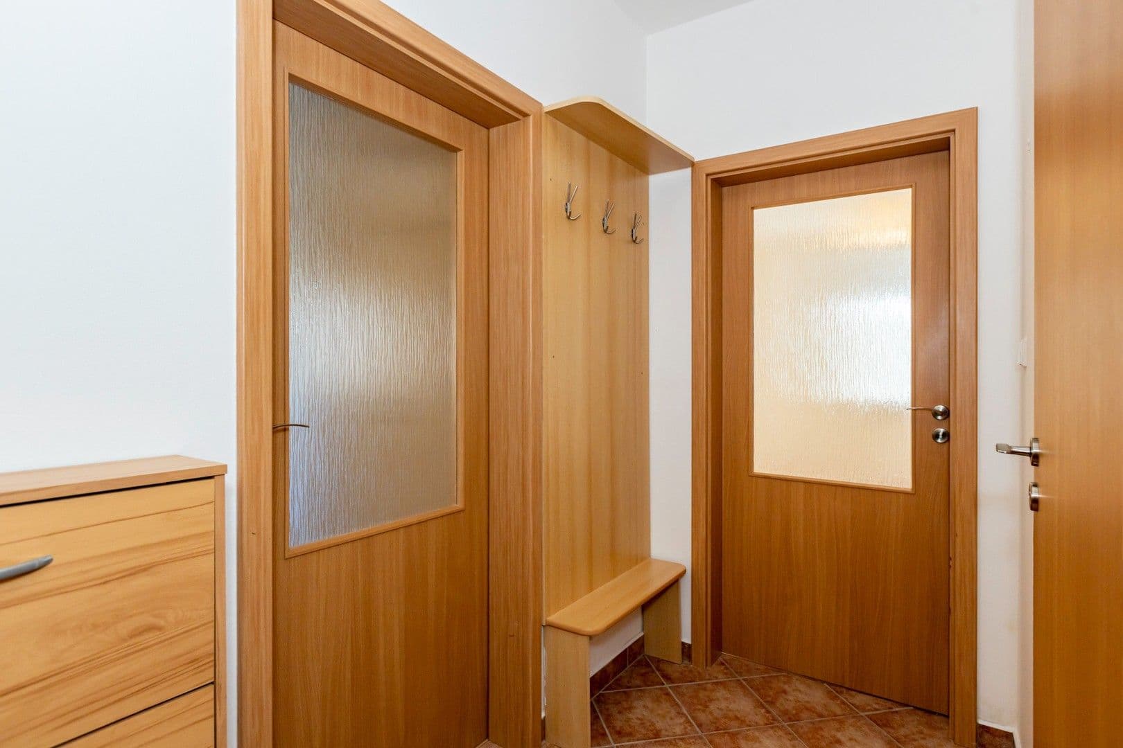 1 bedroom with open-plan kitchen flat to rent, 38 m², Českodubská, Prague, Prague 1 bedroom with open-plan kitchen flat to rent, 38 m², Českodubská, Prague, Prague