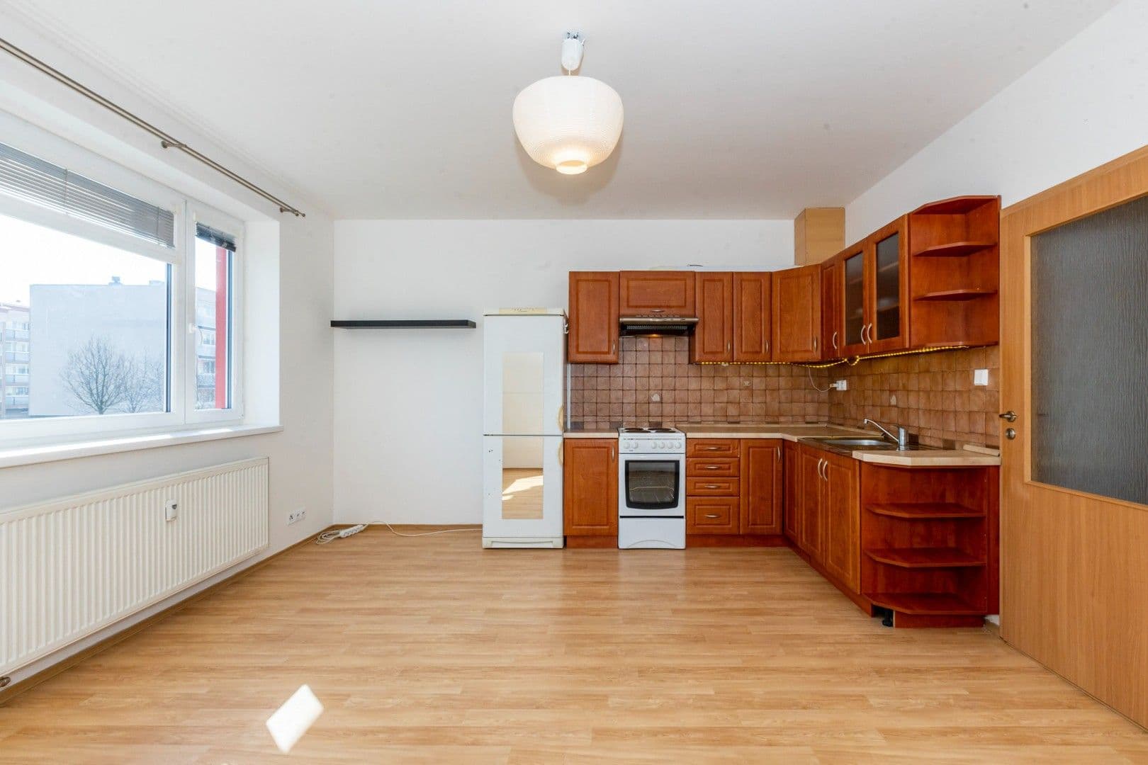 1 bedroom with open-plan kitchen flat to rent, 38 m², Českodubská, Prague, Prague 1 bedroom with open-plan kitchen flat to rent, 38 m², Českodubská, Prague, Prague