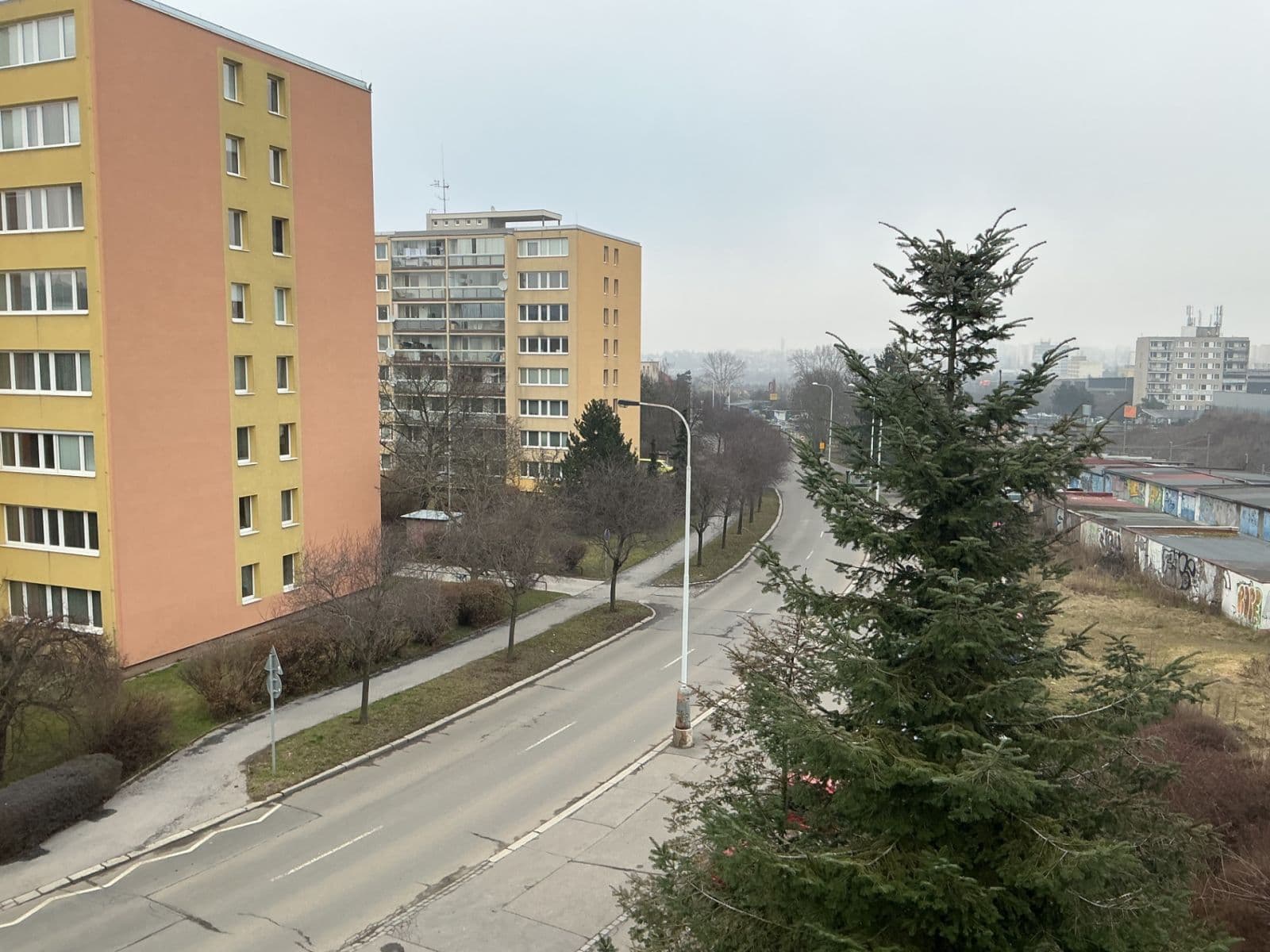 Studio flat to rent, 25 m², Podle Kačerova, Prague, Prague Studio flat to rent, 25 m², Podle Kačerova, Prague, Prague