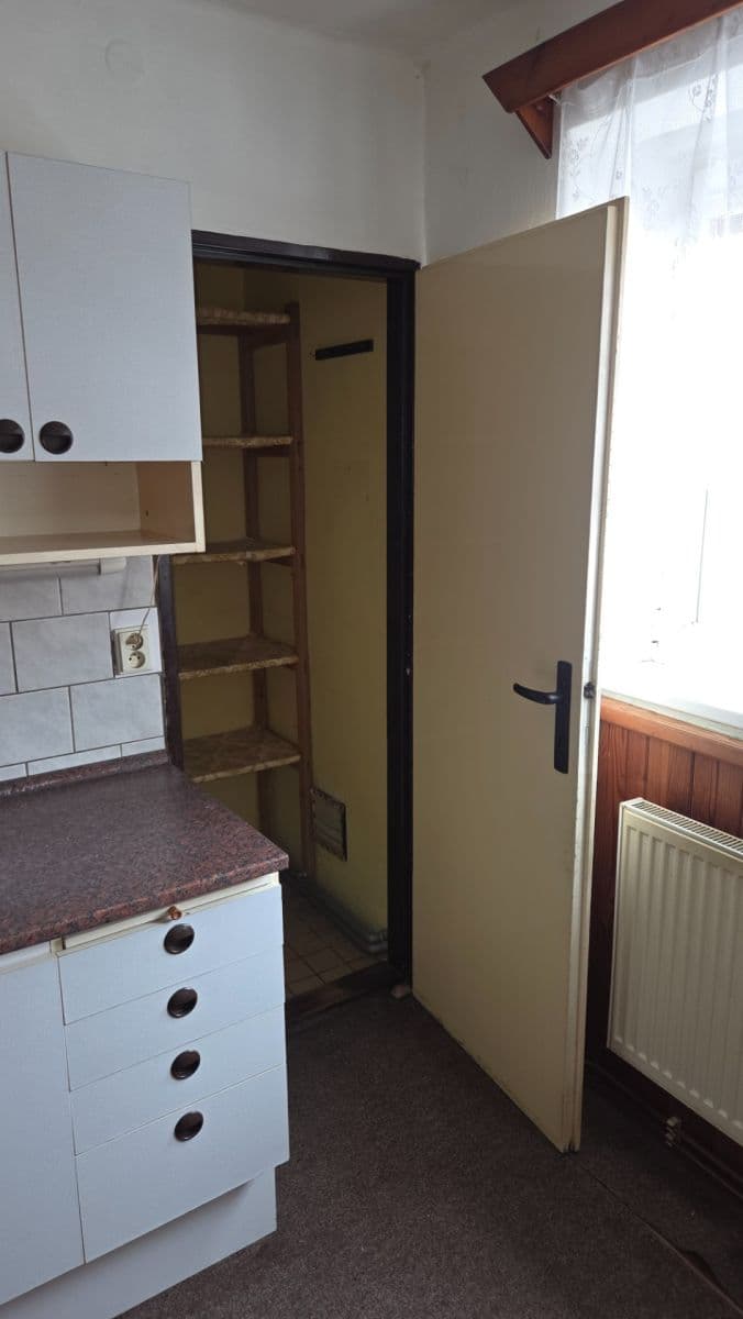 2 bedroom flat for sale, 64 m², Nádražní, Žlutice, Karlovarský Region 2 bedroom flat for sale, 64 m², Nádražní, Žlutice, Karlovarský Region