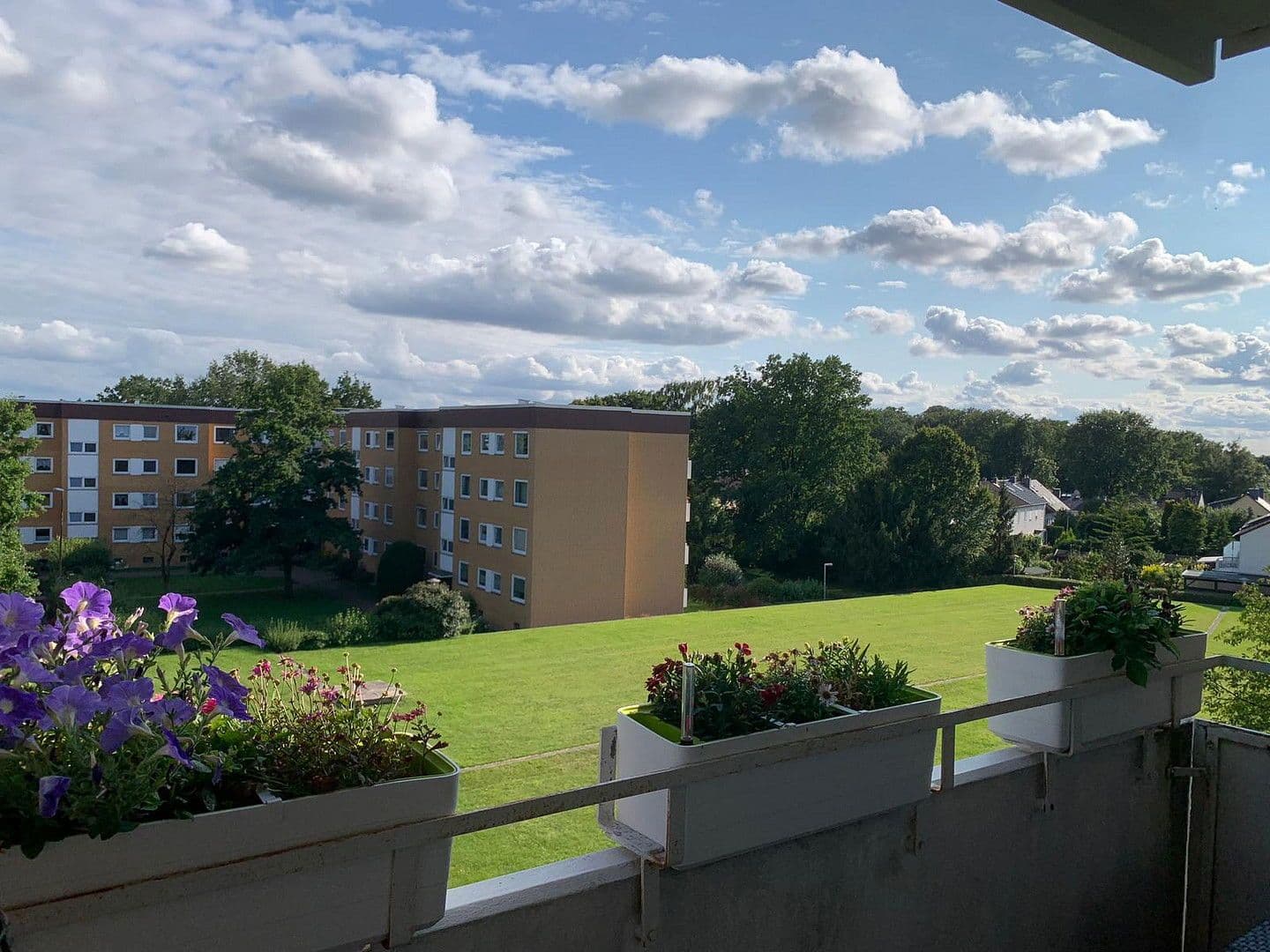 4 bedroom flat for sale, 84 m², Isernhagen, Lower Saxony 4 bedroom flat for sale, 84 m², Isernhagen, Lower Saxony