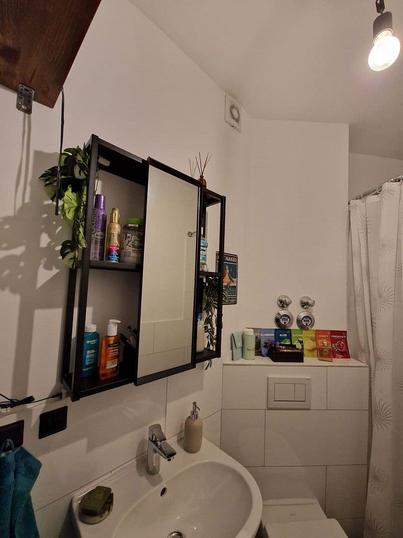 2 bedroom flat to rent, 41 m², Kölner Strasse 1, Leverkusen, North Rhine-Westphalia 2 bedroom flat to rent, 41 m², Kölner Strasse 1, Leverkusen, North Rhine-Westphalia