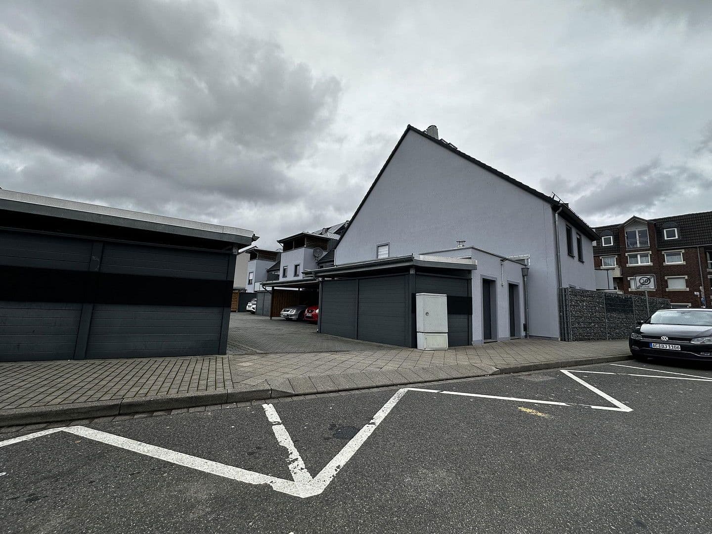 house for sale, 1,235 m², Alsdorf, North Rhine-Westphalia house for sale, 1,235 m², Alsdorf, North Rhine-Westphalia