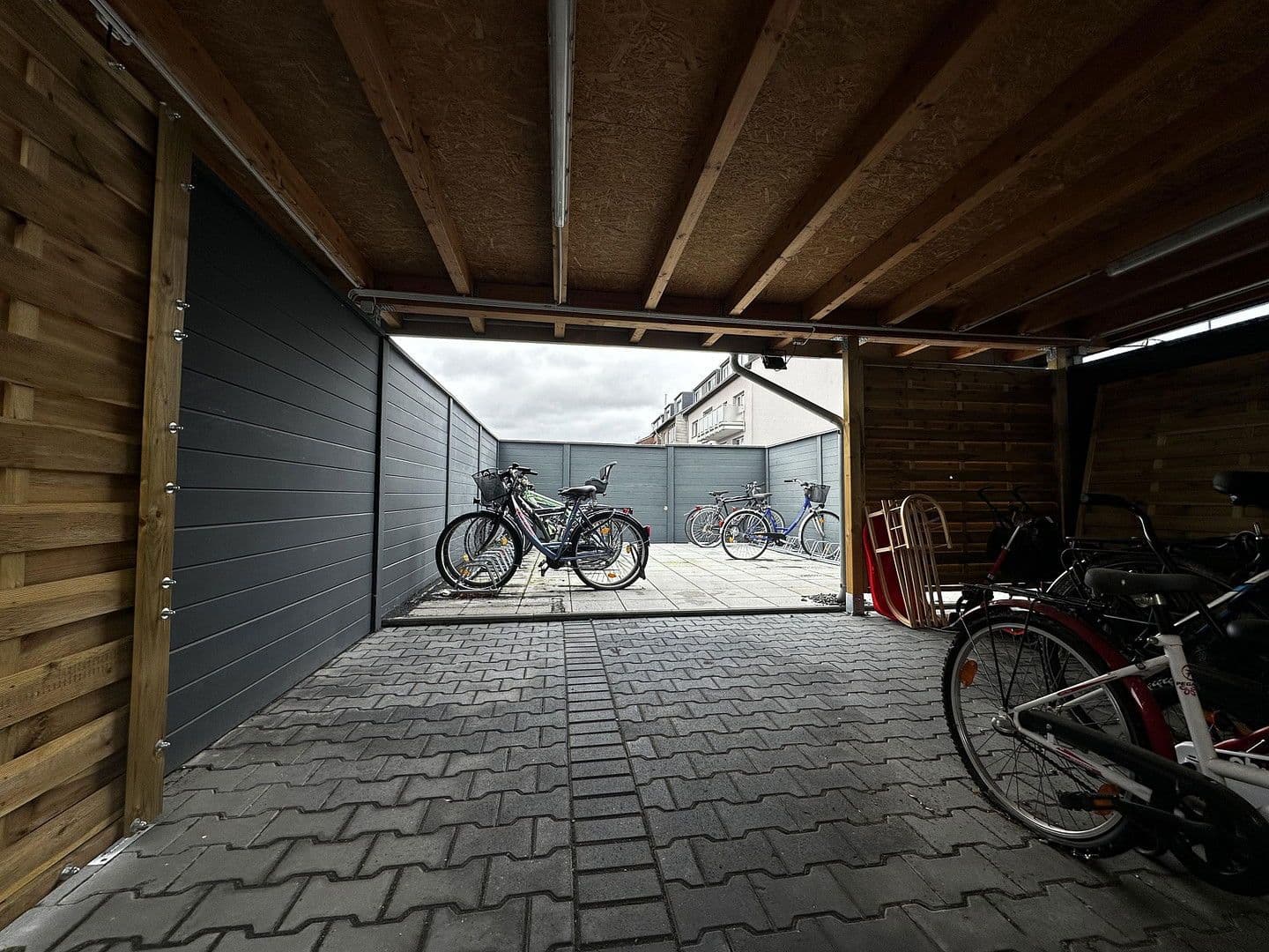 house for sale, 1,235 m², Alsdorf, North Rhine-Westphalia house for sale, 1,235 m², Alsdorf, North Rhine-Westphalia