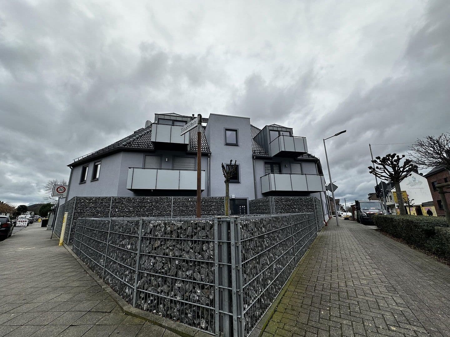 house for sale, 1,235 m², Alsdorf, North Rhine-Westphalia house for sale, 1,235 m², Alsdorf, North Rhine-Westphalia