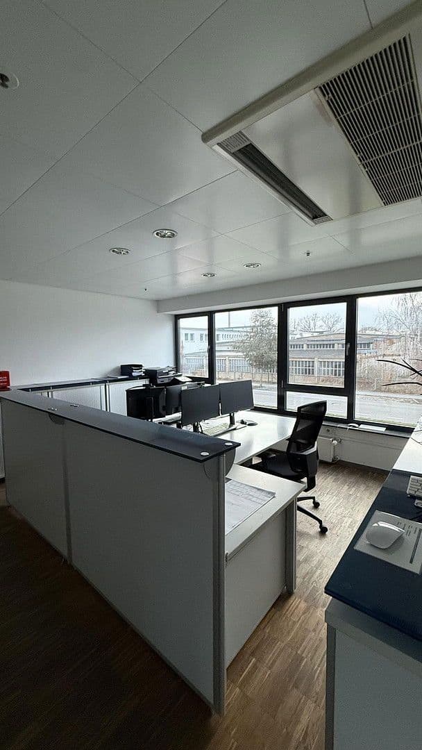 non-residential property to rent, 3,535 m², Friedrich-List-Strasse 3, Radebeul, Saxony non-residential property to rent, 3,535 m², Friedrich-List-Strasse 3, Radebeul, Saxony